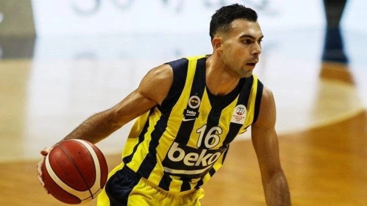 Στο πλευρό του Σλούκα συνεργάτης του Ομπράντοβιτς στη Φενέρμπαχτσε – Η ανάρτηση στο Instagram